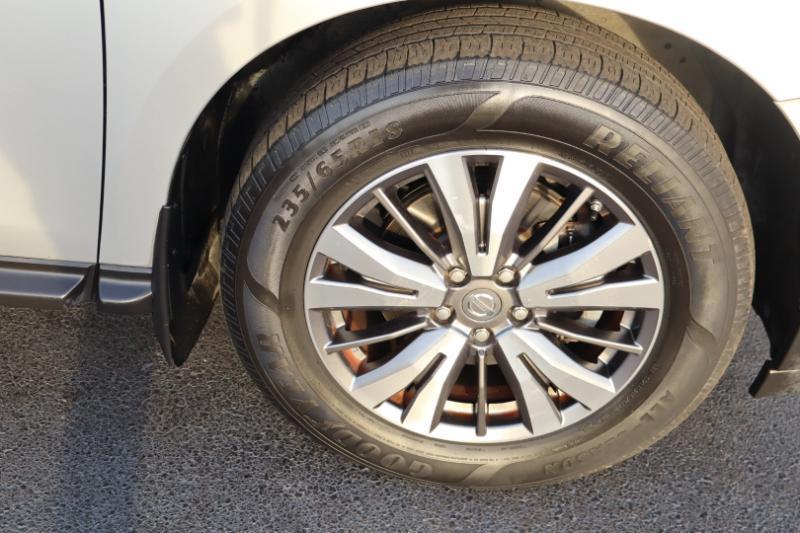 Nissan Pathfinder S 2WD 2018