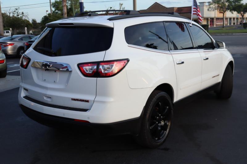 Chevrolet Traverse 1LT FWD 2016