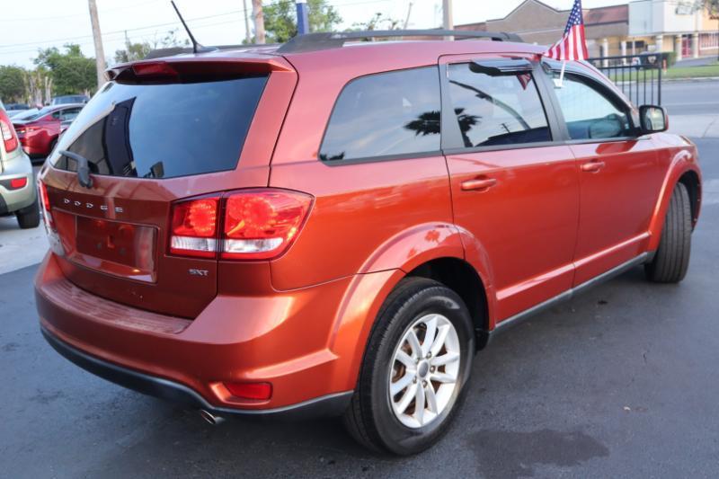 Dodge Journey SXT 2013