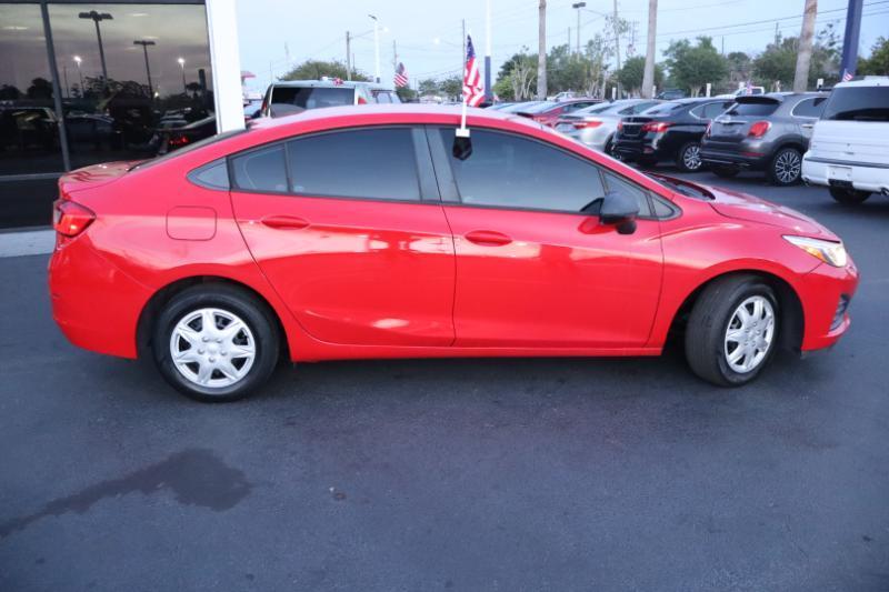 Chevrolet Cruze LS Auto 2019