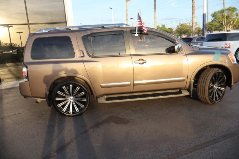 Nissan Armada SL 4WD 2013