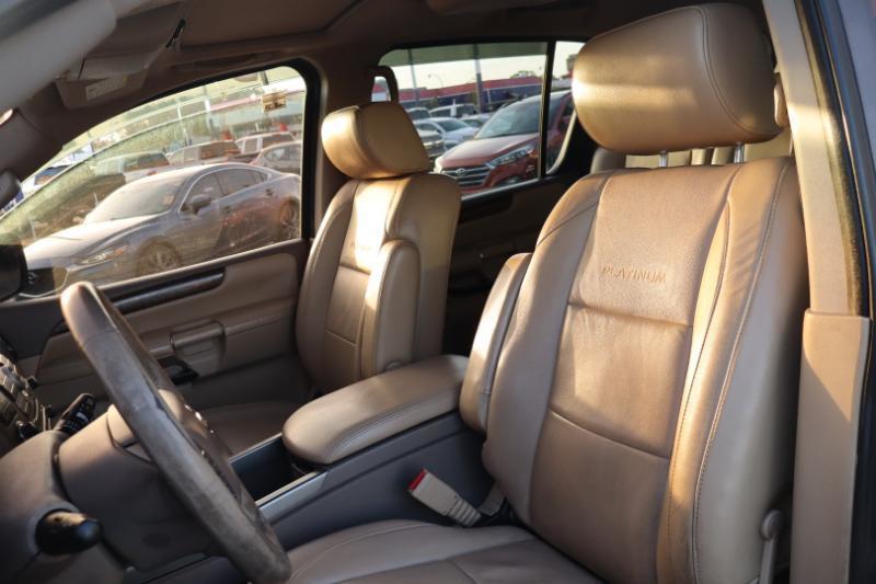 Nissan Armada SL 4WD 2013