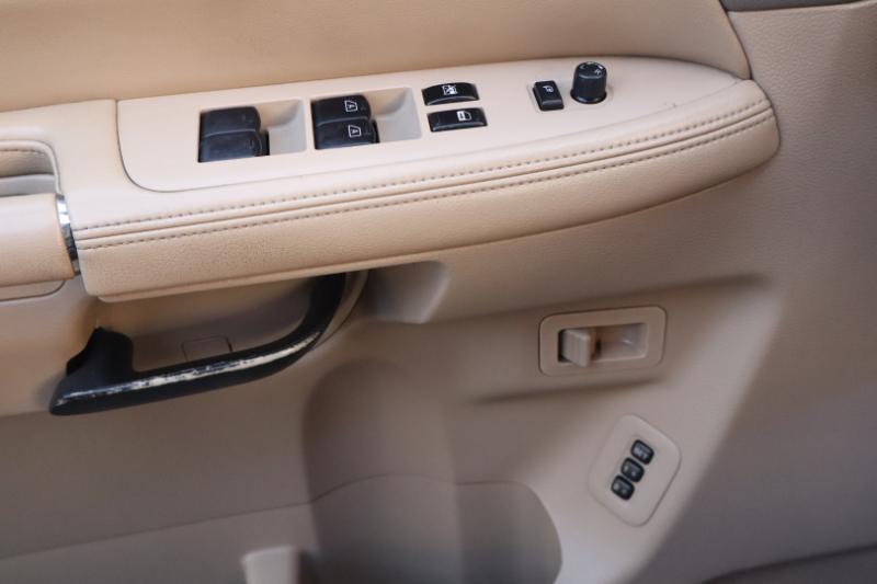 Nissan Armada SL 4WD 2013