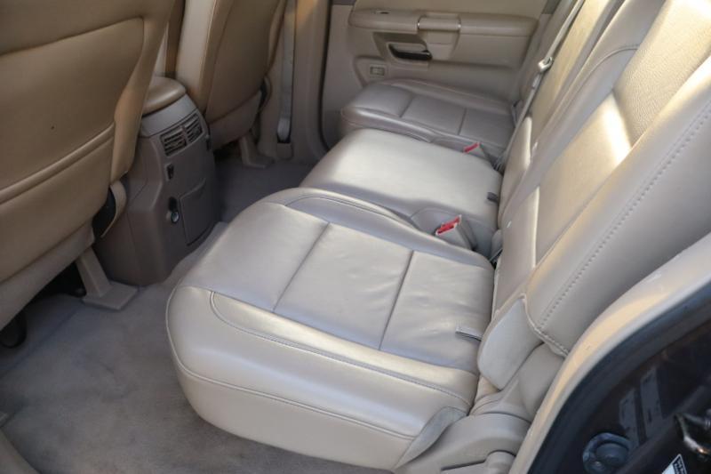 Nissan Armada SL 4WD 2013