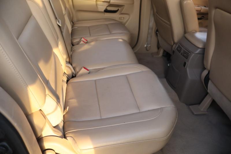 Nissan Armada SL 4WD 2013