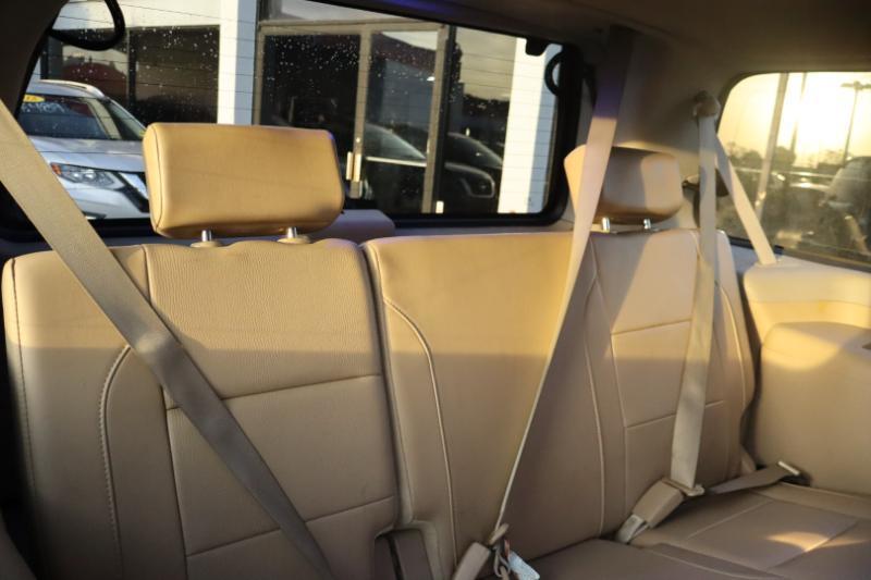 Nissan Armada SL 4WD 2013