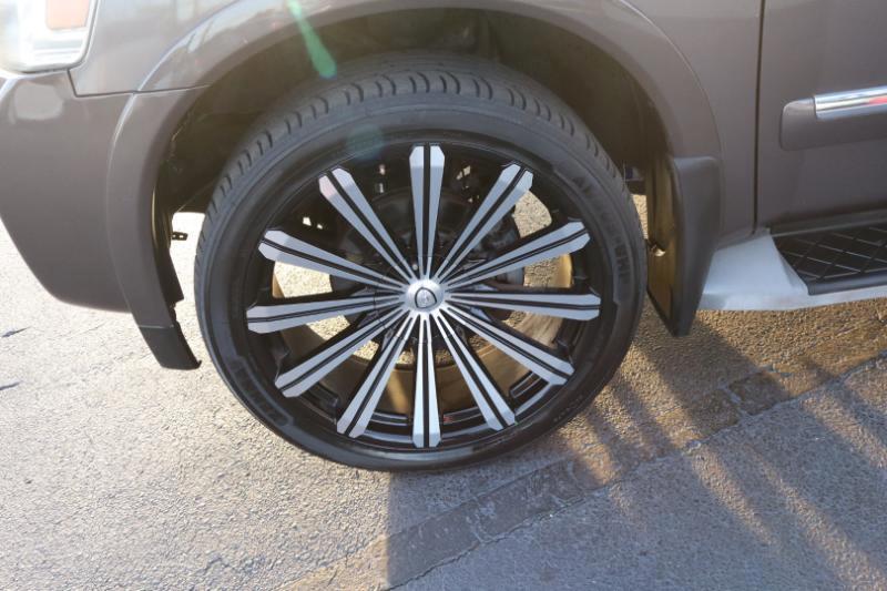 Nissan Armada SL 4WD 2013