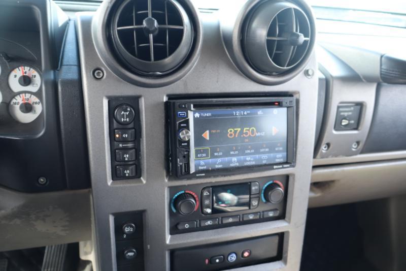 HUMMER H2 Sport Utility 2004