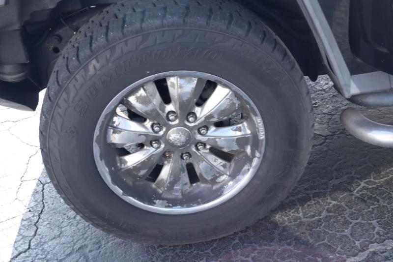 HUMMER H2 Sport Utility 2004