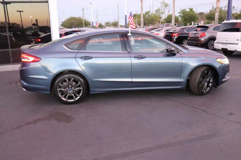 Ford Fusion SE 2018
