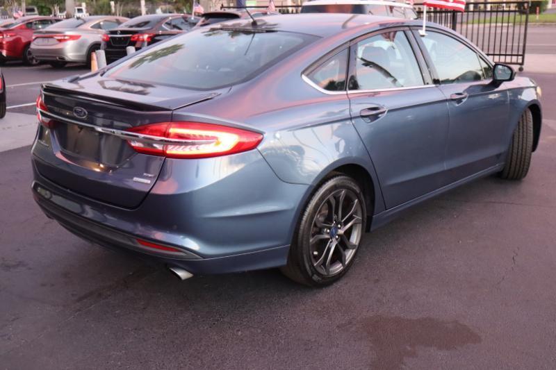 Ford Fusion SE 2018
