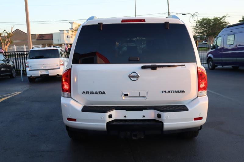Nissan Armada SL 4WD 2012