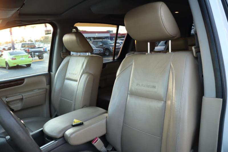 Nissan Armada SL 4WD 2012