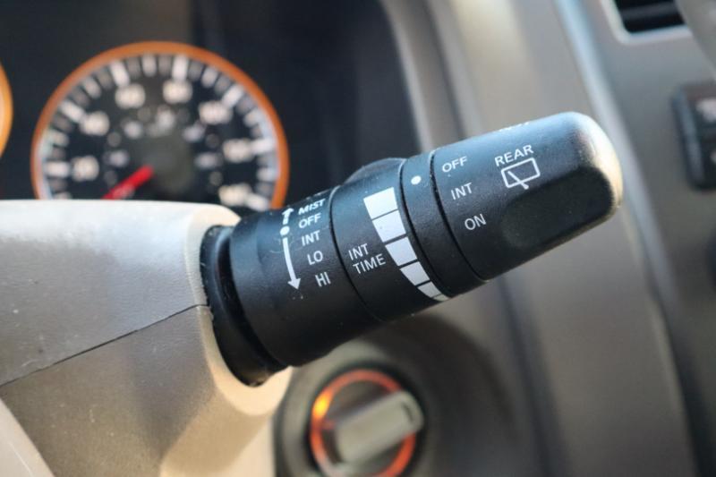 Nissan Armada SL 4WD 2012