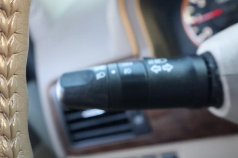 Nissan Armada SL 4WD 2012