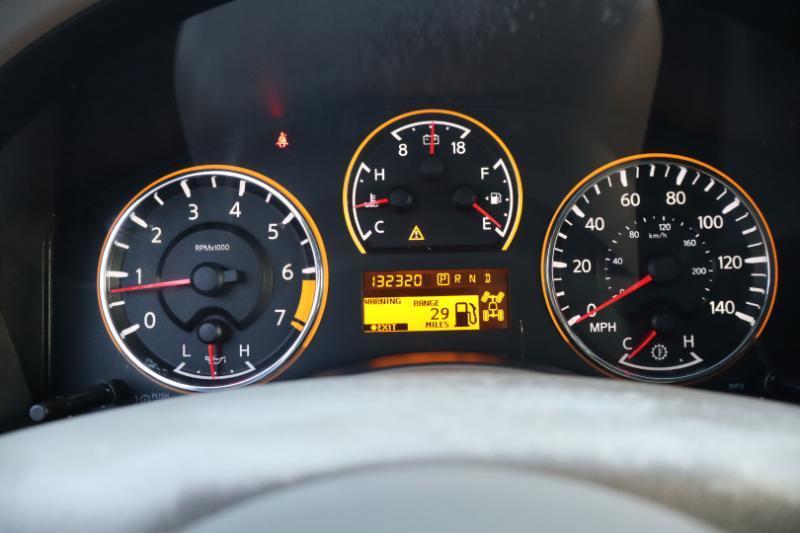 Nissan Armada SL 4WD 2012