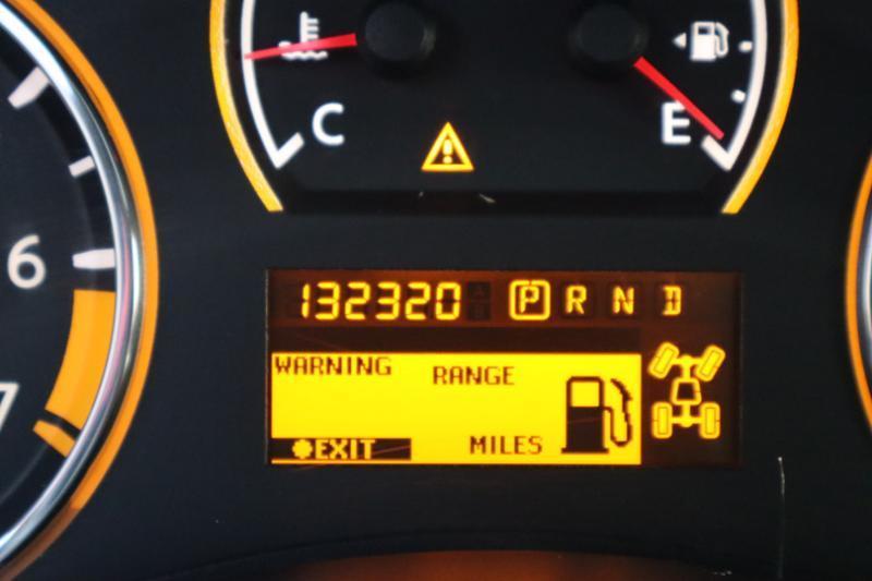 Nissan Armada SL 4WD 2012