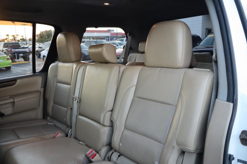 Nissan Armada SL 4WD 2012