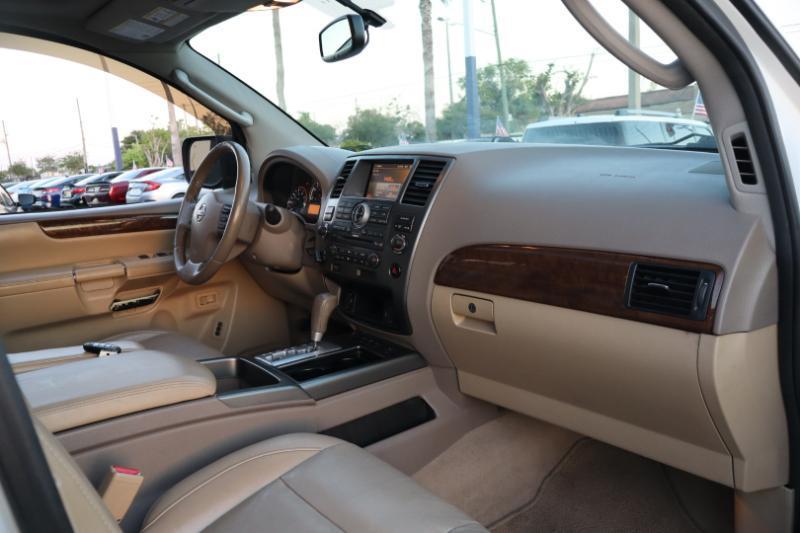 Nissan Armada SL 4WD 2012