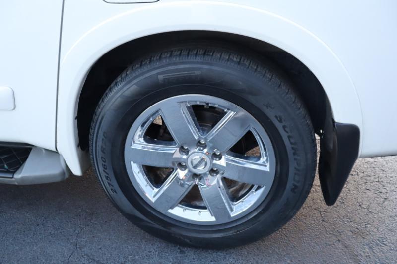 Nissan Armada SL 4WD 2012