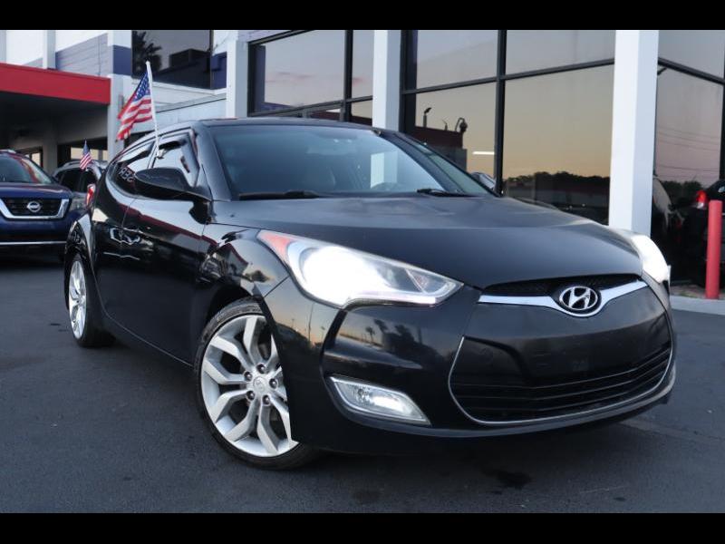 Hyundai Veloster Base 2013