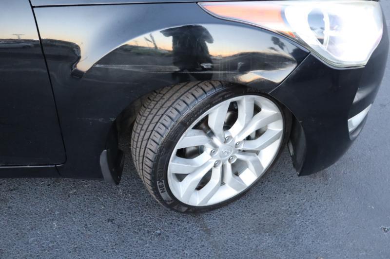 Hyundai Veloster Base 2013