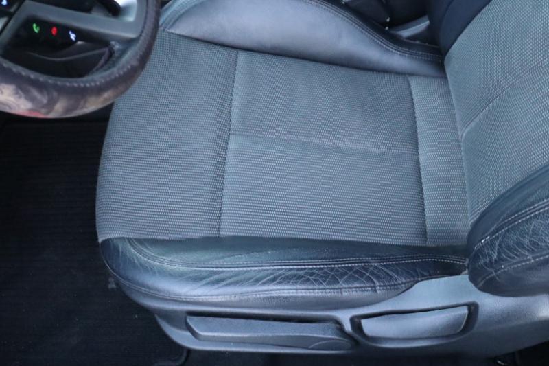 Hyundai Veloster Base 2013