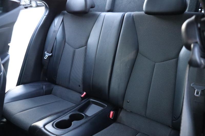 Hyundai Veloster Base 2013