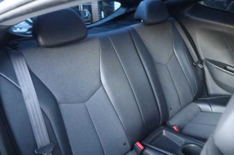 Hyundai Veloster Base 2013