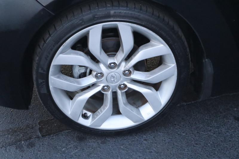 Hyundai Veloster Base 2013