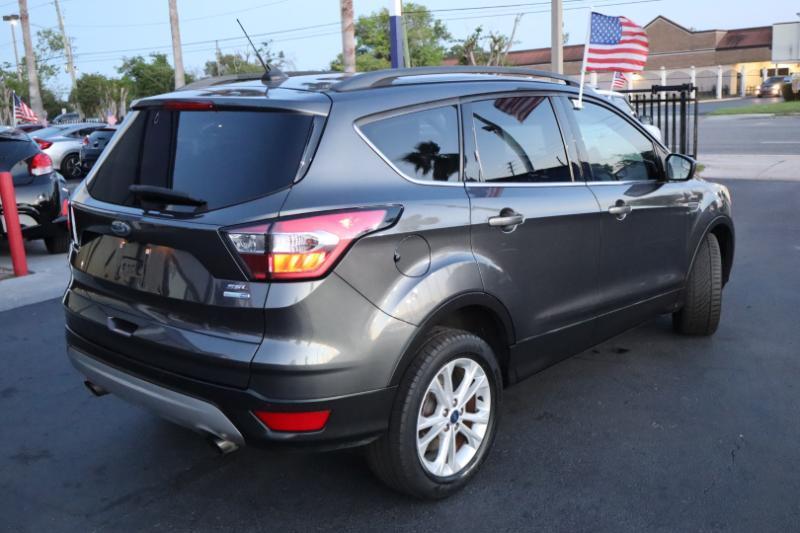 Ford Escape SEL 4WD 2018