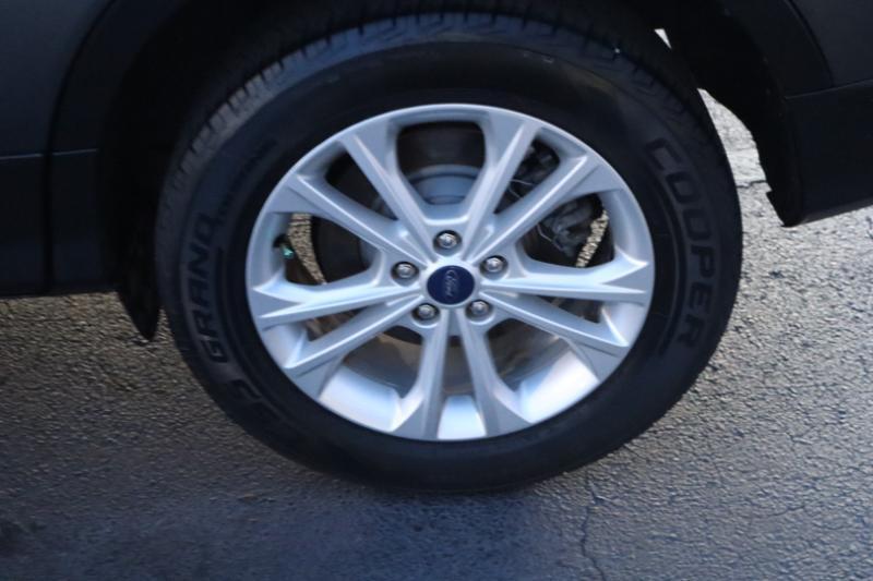 Ford Escape SEL 4WD 2018