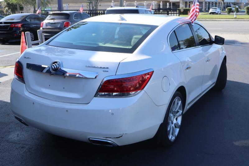 Buick LaCrosse CXS 2011