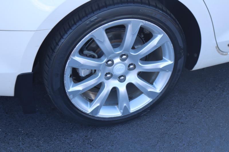 Buick LaCrosse CXS 2011