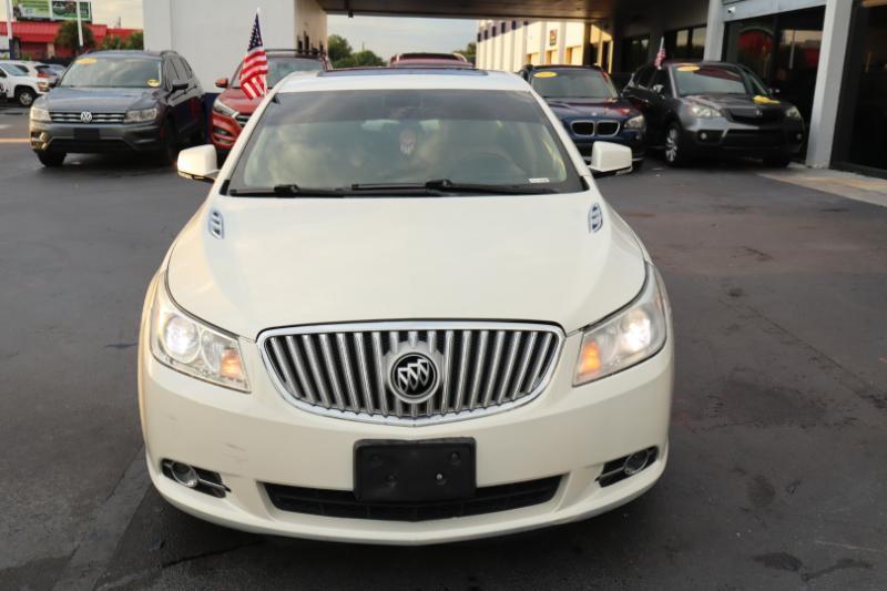 Buick LaCrosse CXS 2011