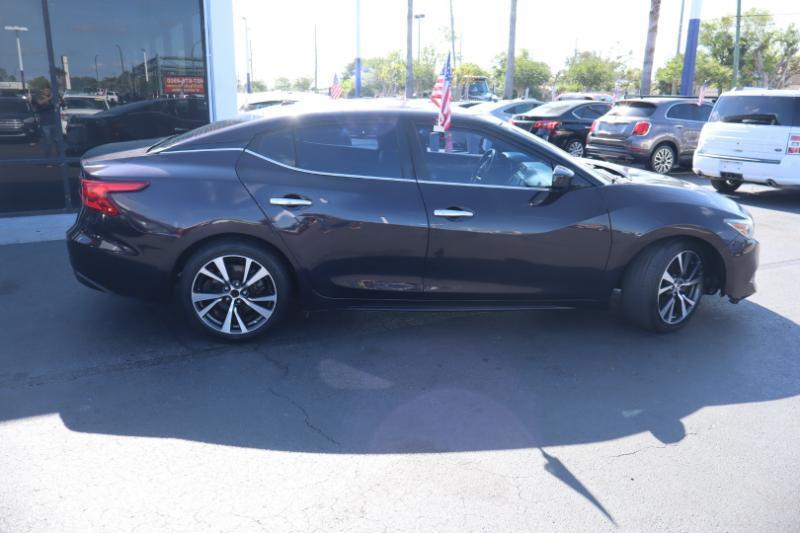 Nissan Maxima 3.5 S 2016