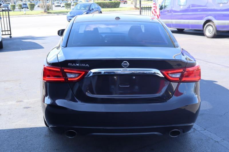 Nissan Maxima 3.5 S 2016