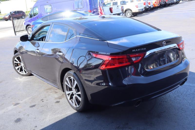 Nissan Maxima 3.5 S 2016