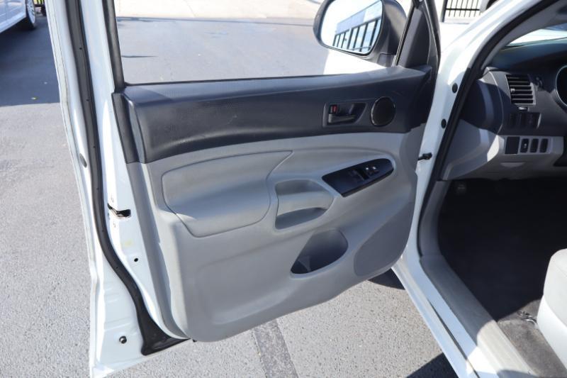 Toyota Tacoma Access Cab I4 4AT 2WD 2015