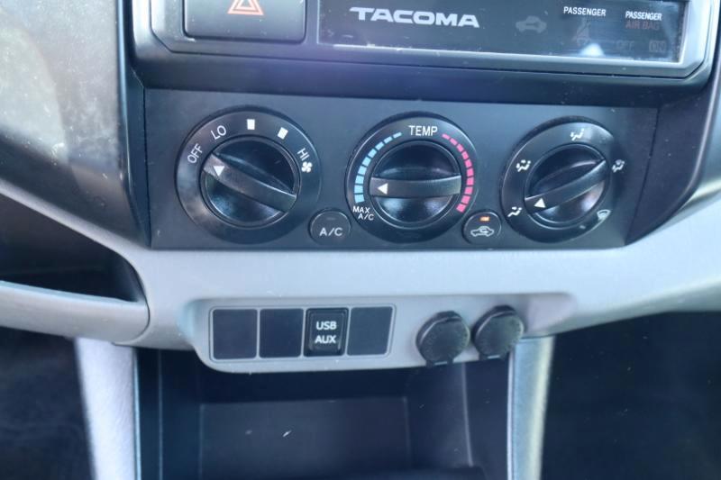 Toyota Tacoma Access Cab I4 4AT 2WD 2015
