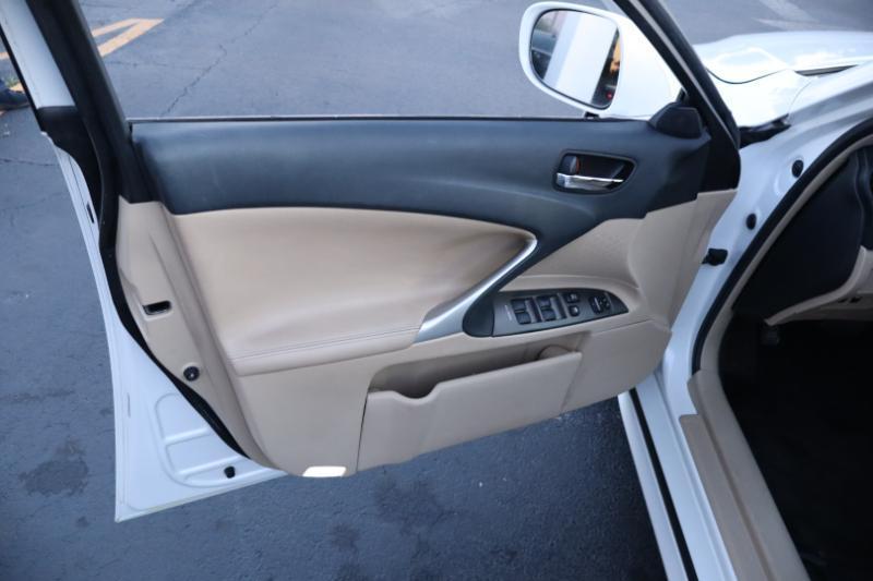 Lexus IS IS 250 6-Speed Manual 2008