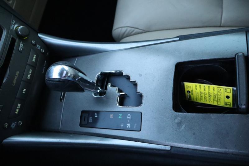 Lexus IS IS 250 6-Speed Manual 2008
