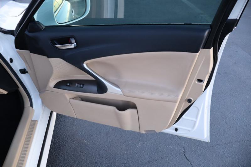 Lexus IS IS 250 6-Speed Manual 2008