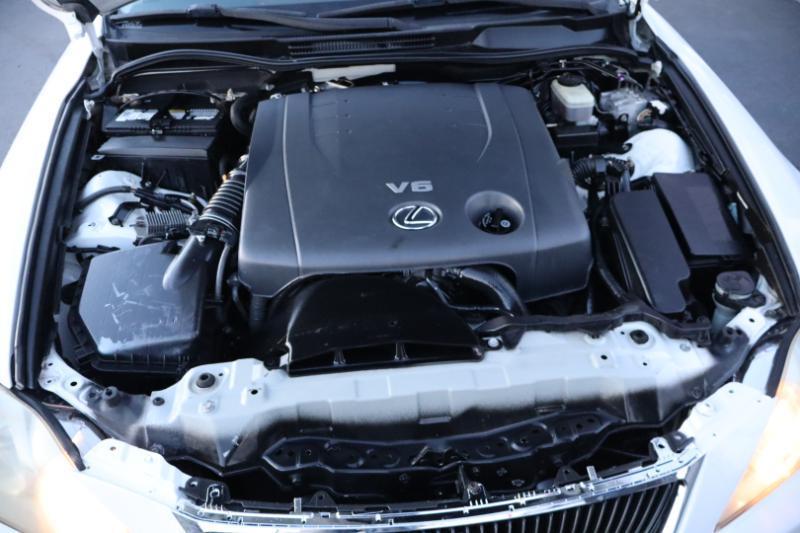 Lexus IS IS 250 6-Speed Manual 2008