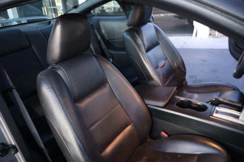 Ford Mustang V6 Standard Coupe 2006