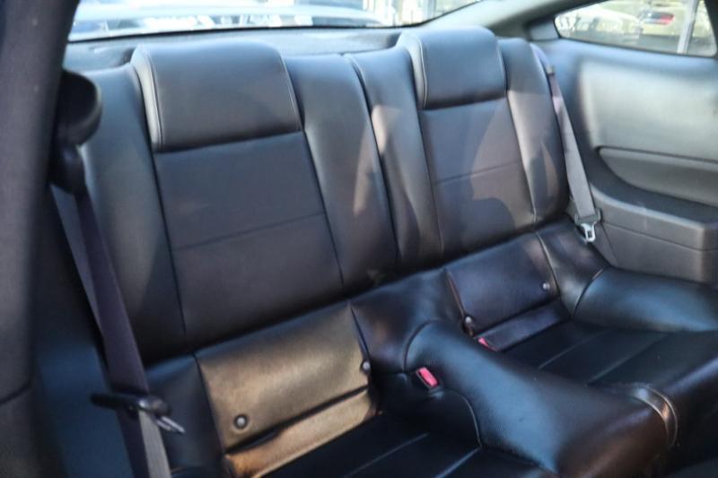 Ford Mustang V6 Standard Coupe 2006