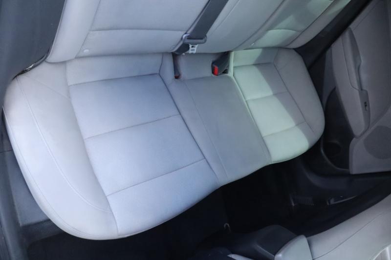 Hyundai Elantra SE 6AT 2018