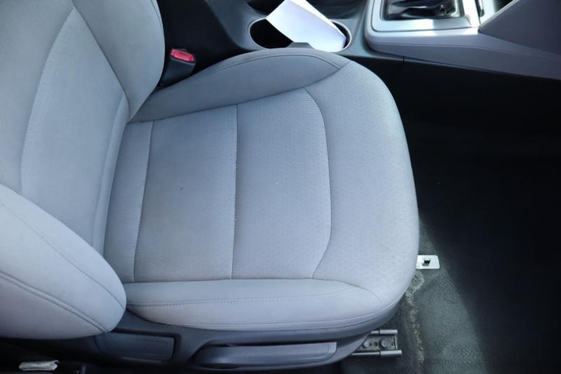 Hyundai Elantra SE 6AT 2018