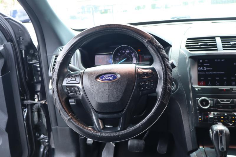 Ford Explorer XLT FWD 2019