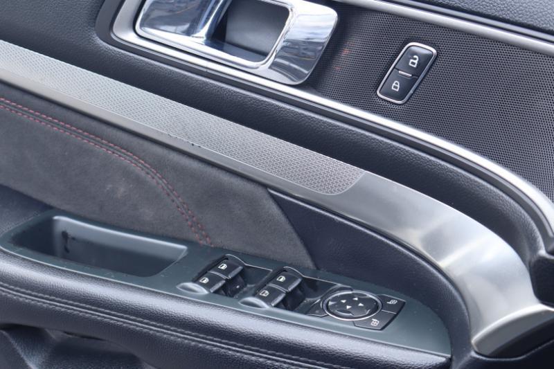 Ford Explorer XLT FWD 2019